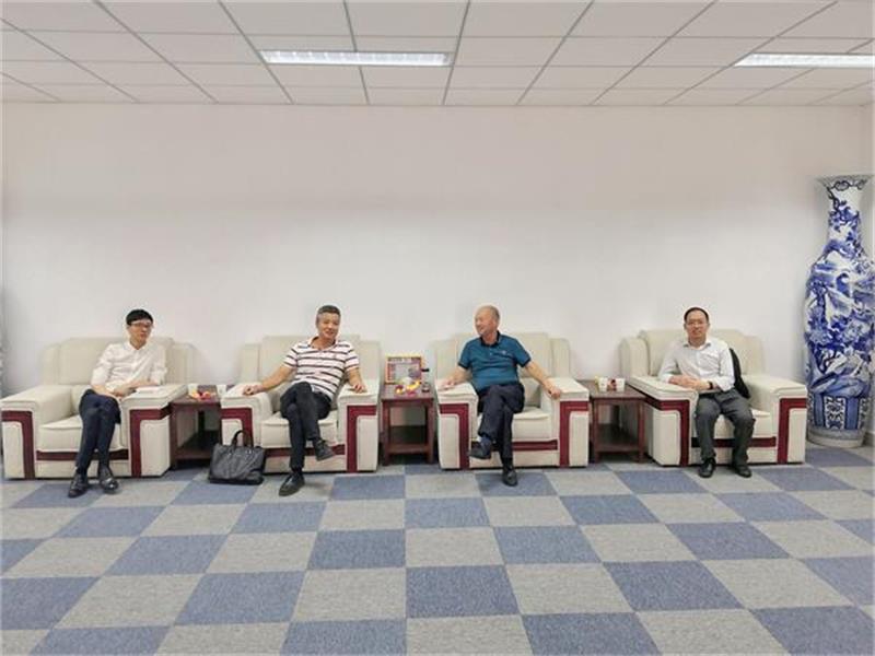 清华研究院陆院长一行 来米兰网站_米兰（中国）共商产业规划